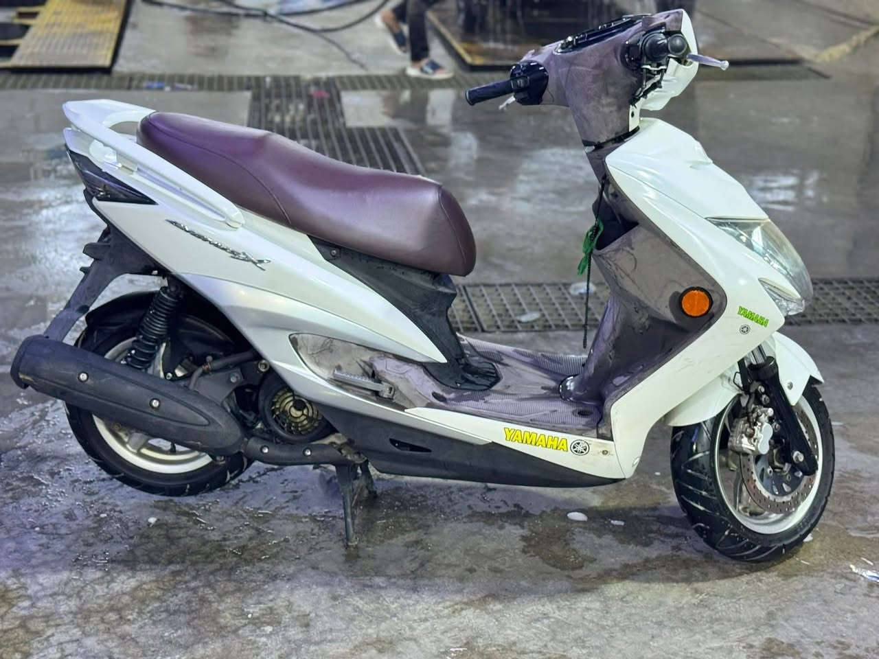 سلام عليكم دراجة سكنس لد ياباني نوزل خطين قبق نفخ ستان كهربائي جديده ومكفولة من كلشي ماشية 30 ألف مستعجل على بيعهه اتصل وبيك خير وتدلل 
العنوان بغداد جكوك 
التوصل ‭٠٧٨٨ ١٦٩ ٣٠٠٣‬
