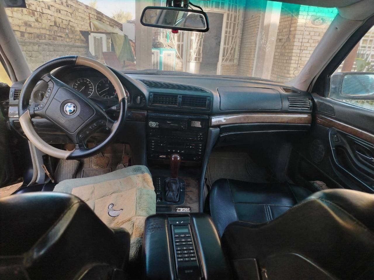 سلام عليكم
بي ام 740. V8
موديل 1997
كشنات جلد
تدفئه تبريد
مواصفات معروفه
السعر 65 او مراوس بكوري
***********اسيا
***********اثير
الديوانيه
