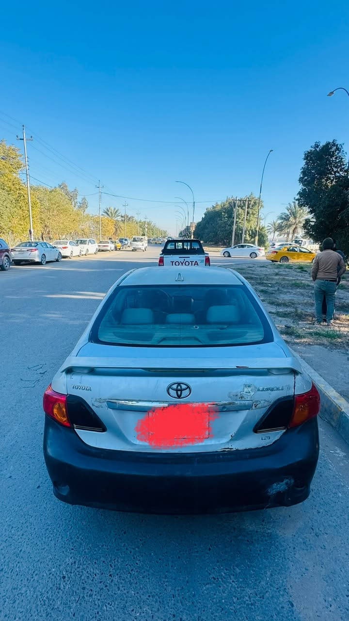 كورلا ٢٠٠٧ 
مكينة وكير وكهربائيات وحدادية كفالة 
عليها ادامة ونظيفة كلش السيارة
كشر بي صبغ وجرادات ابيع عام بدون حادث 
السيارة باسمي وشرط التحويل 
السعر 89 ورقة وبيها مجال بسيط 
مكانها كربلاء 
***********
