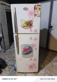 السعر 100 07715064863