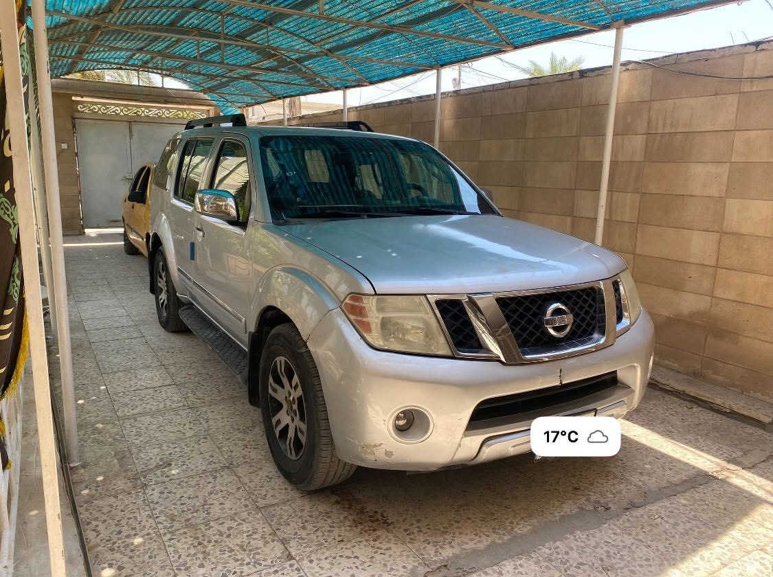 السلام عليكم. نيسان باثفايندر 2008 خليجي فول مواصفات بغداد بسمي قطعه صبغ وحده. مكينه بيها بداية ضعف كير جديد شاده. 
للبيع او المراوس حسب القناعه السعر 95 مكاني ديوانيه. اسف لغلق التعليقات الي يحب يتفضل خاص. او واتسب اب ***********
