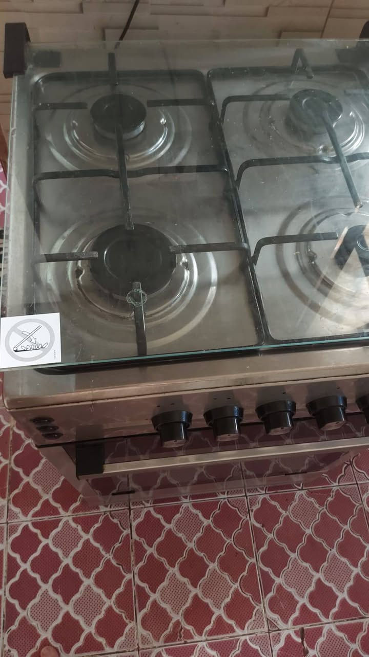طباخ نضيف جداً مابيه ضرار مطاب تصليح سعر 125او بيه مجال


**إذا كنت صاحب هذا الإعلان وتريد حذفه لأي سبب، رجاءا أرسل رسالة إلى الدعم الفني**