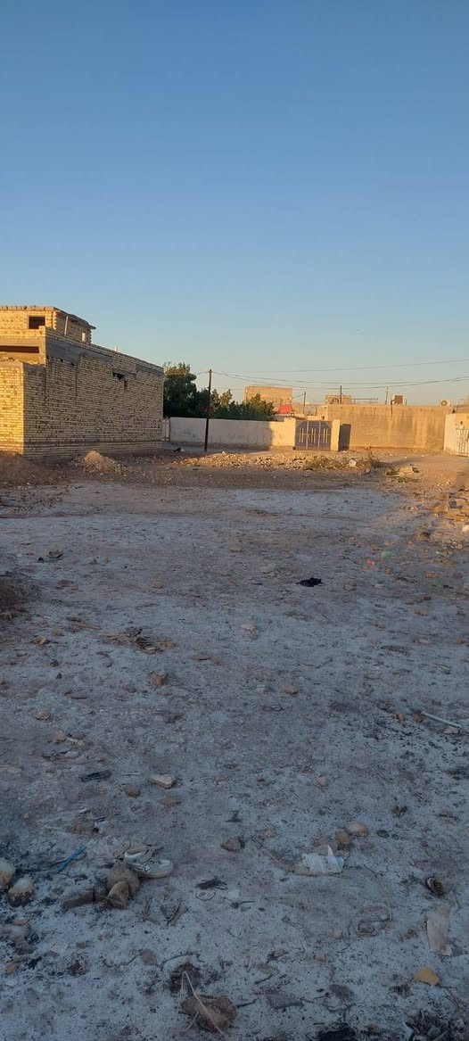 قطع اراضي للبيع المساحة 420متر  يصيرن قطعتين 
العنوان خلف سياج عمارات المعهد 
لل استفسار***********
