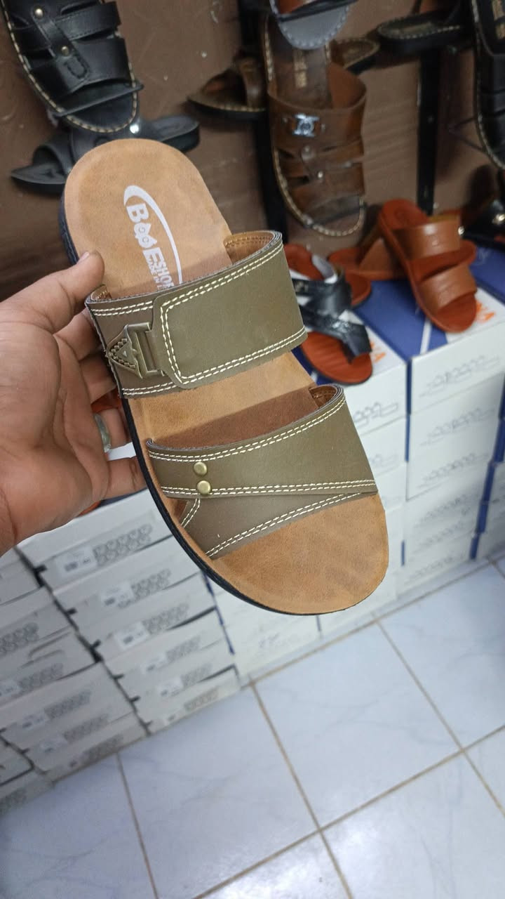 شحاطه رجالي  درجة اولئ  
سعر القطعه 5الاف
سعر قطعتين 9الف

 كميه خير من الله
ناحيه هبهب 
الناحيه قرب مجمع الأمين وسوبر ماركت زيدون مجاور عباس الحلاق 
مراسلة.صفحة او عبر واتساب
***********
