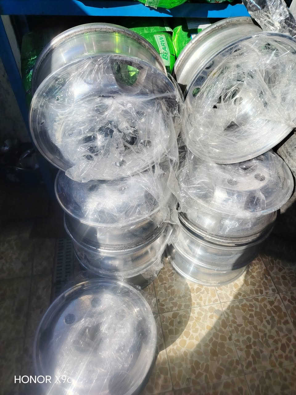 ويل كب
هاف لوري
كنتر
ميسان حي الحسين القديم ***********
