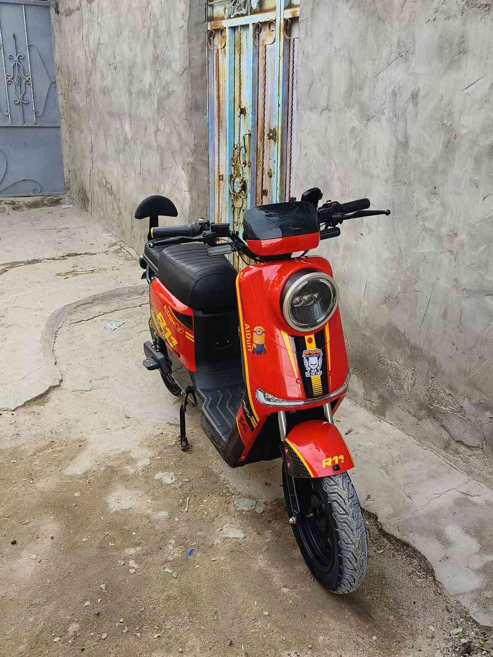 ار11 لبيع موديل 26 32 امبير ونلي ابو الختم صارله 21 يوم من اشتريته وكاله مع وصل رقمي ***********. متواجد واتساب سعره 650
