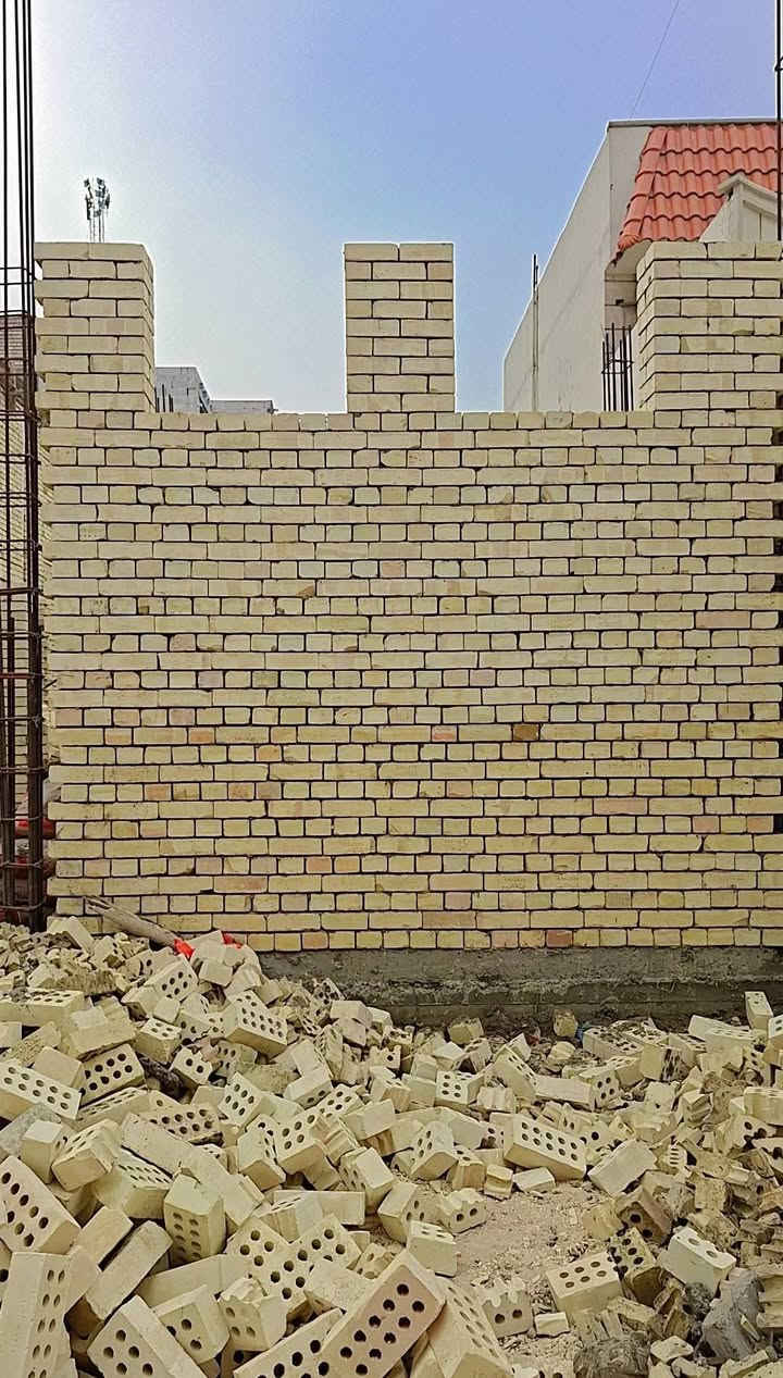 السلام عليكم 
كادر خلفات  بناء شغل درجه اولى التزام بالمواعيد 
رش البناء وتنضيف الموقع 
***********

***********
