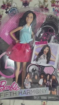 باربي • دمية • بدون قطعة