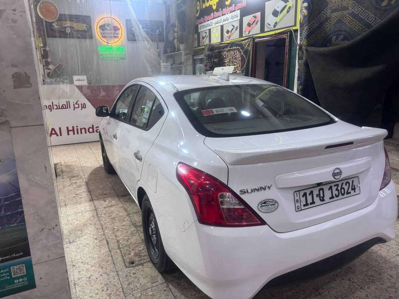 نيسان صني 2024
بليته زركه هندي 
السياره اقصاد بيها بارد بالباب مال العبري 
سياره خير من الله جديده وحلوه ومرتبه ومامتعوبه سعرها 105
وبيها مجال بسيط للشراي 

*********** Singapore
