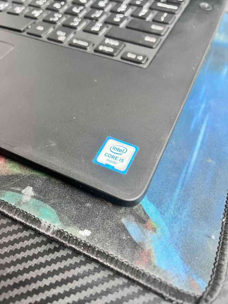 بسعر 270 الف فقط 🔥🩵
‏‏لابتوب dell نظيف جدا، مناسب للدراسة والتصميم والبرمجة والبحوث وكافة الاعمال المكتبية بشكل سلسل جدا 🩵 وايضا سريع بالالعاب وينطيك سلاسة حلوه✨
‏
‏المواصفات التقنية ...
‏المعالج / Core i5 6200U جيل سادس 
‏كرت شاشة خارجي / Nvidia Geforce 920M 2GB 
‏كرت شاشة داخلي / Intel HD GRAPHICS 520 4GB 
‏الرام / 8GB  
‏التخزين / 256GB SSD 
‏الشاشة / 14.1 INCH HD
‏الكيبورد ضوئي ✨

‏ملحقاته كاملة
‏- شاحنته الاصلية
‏- ماوس
‏- ماوس باد
‏- حقيبة جديدة
‏السعر  270 الف / ضمان 10 ايام استبدال في حال وجود اي خلل او مشكلة 
‏يتوفر عندي توصيل كل العراق
‏متواجد ماسنجر
‏واتساب / ***********
