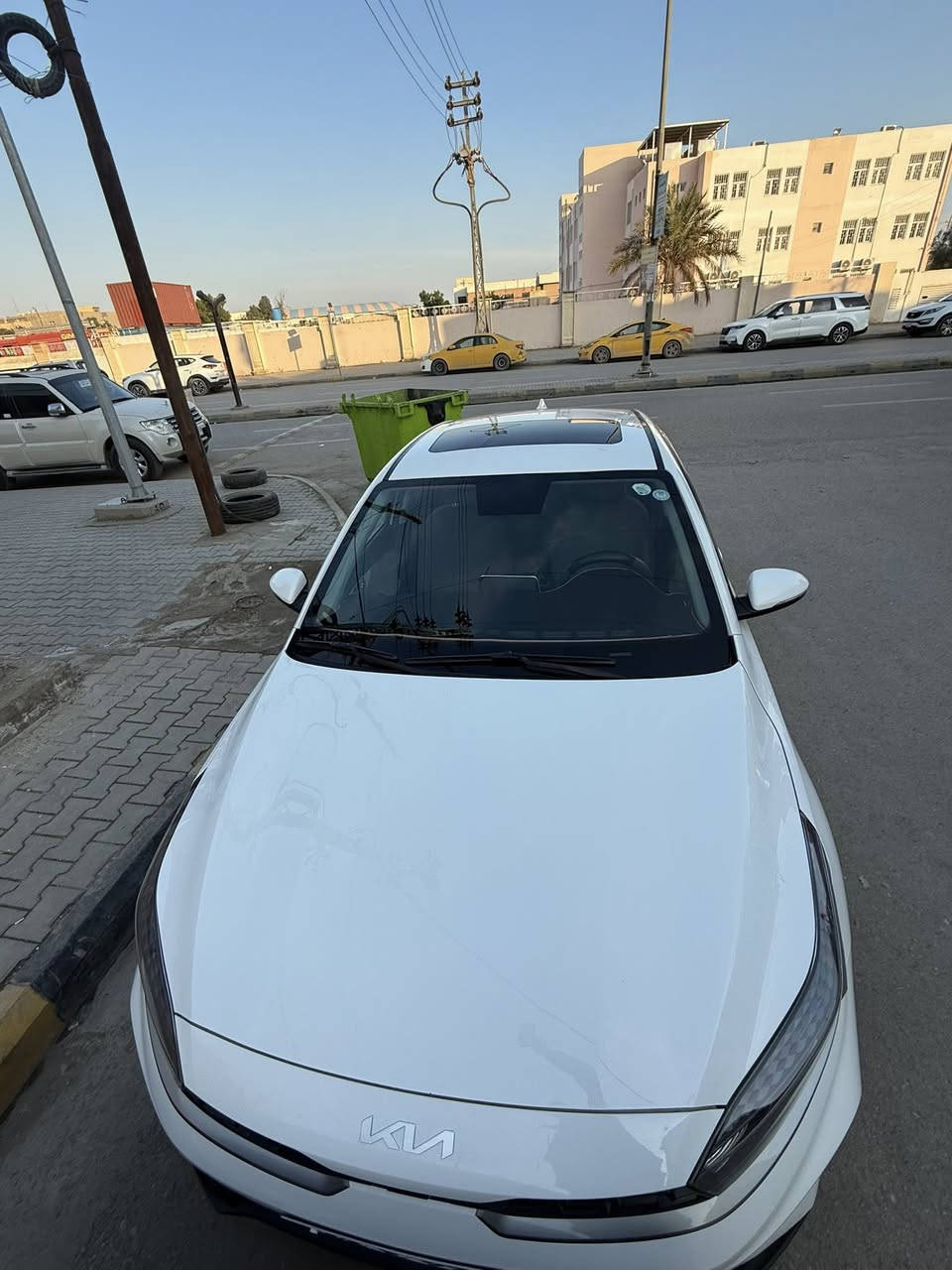 سلام عليكم
كيا سيراتو موديل 24اربيل فول محرك 1600ماشيه 30الف بيهه فقط بارد بالهلال ولباب للي خلف لراكب گد شبر بدون صبغ تخم اطارات جديده قبل شهر  .نهايتهه 180واسط الكوت 

***********
