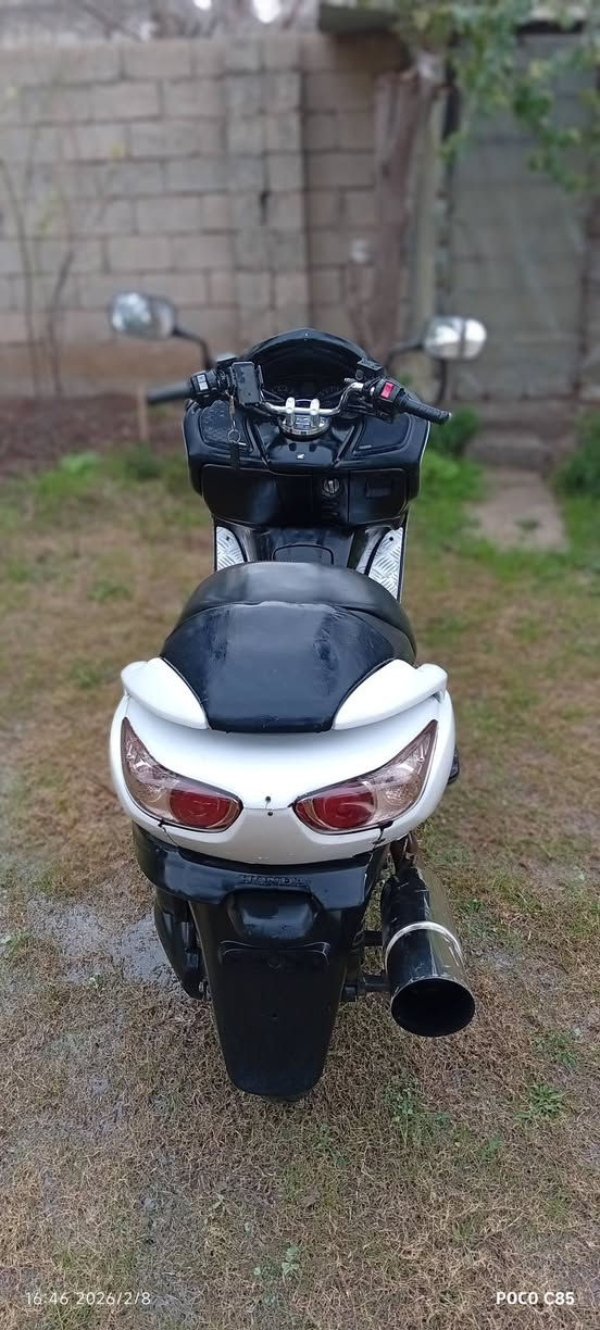 متاح فورزه 09 فول من الخير شرط معدل كهربايات كلها شغاله ابريك امامي خلفي بل مكان زنون عالي ناصي بلاد مالتها الكير مالتها اني لاغي وموجود عندي انطيك يا البلادي بس شده ذا تيد مراوس حسب القناعه وبيع سعرها خاص شراي يدلل ‏‪0784 963 8216‬‏واتساب فقط
