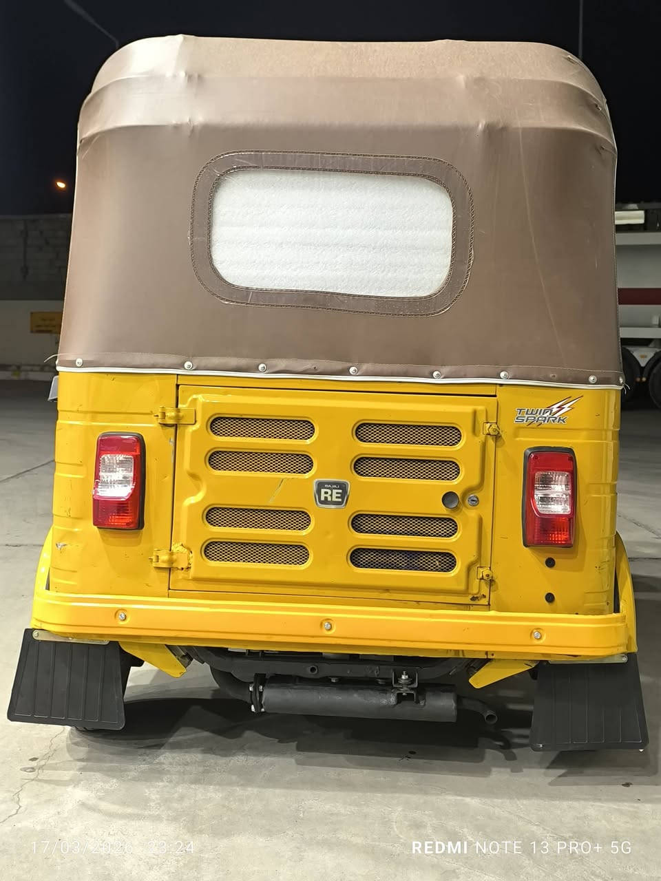 سلام عليكم تكتك للبيع موديل 19 
رقم الهاتف   *********** مكان ميسان قضاء المجر الكبير
