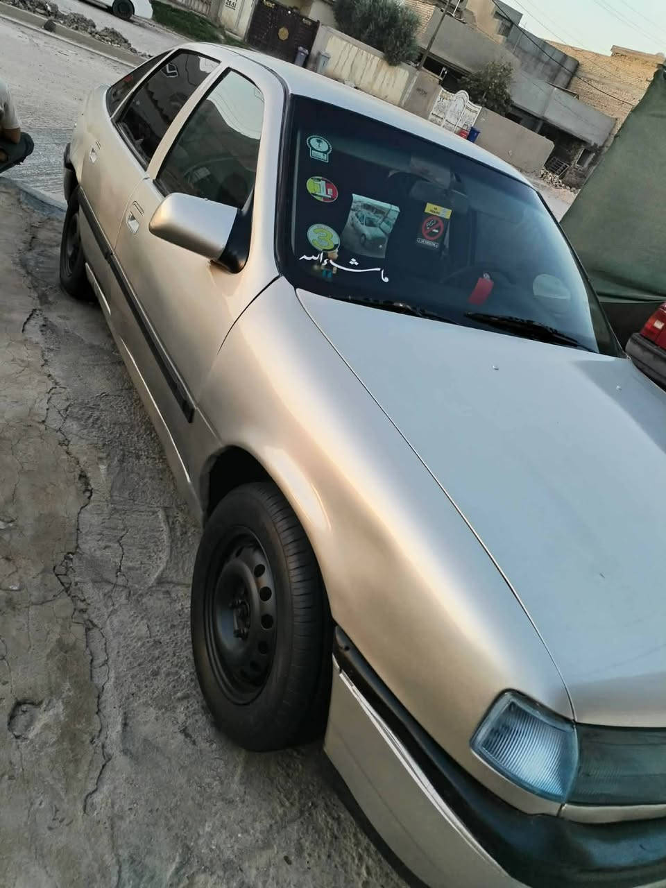 يالله فترا للبيع مديل 94 محرك 1600 لا تبخير ولا تنقيص مكفولة من الضربة حدادية مكفولة تخم تاير جديد تخم ويل جديد كهربايات شغالة مكفولة من الخياس مكاني بابل شارع 80 لشراي يتصل غير متواجد عل نت *********** بسعر 28 وبية مجال لشراي
