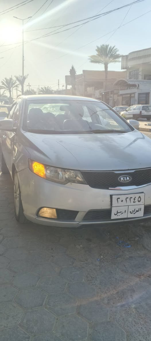 للبيع فقط سيراتو
موديل 10 دخول جديد 

كير ومحرك بلجيس

تبريد تدفئه 

فول بصمه 

عدا الفتحه 

حداديه جديده 

ارقام وسنويه جاهزه السياره 

مكان نجف 

سعر 45 وبيها مجال
 
‏‪***********‬‏
