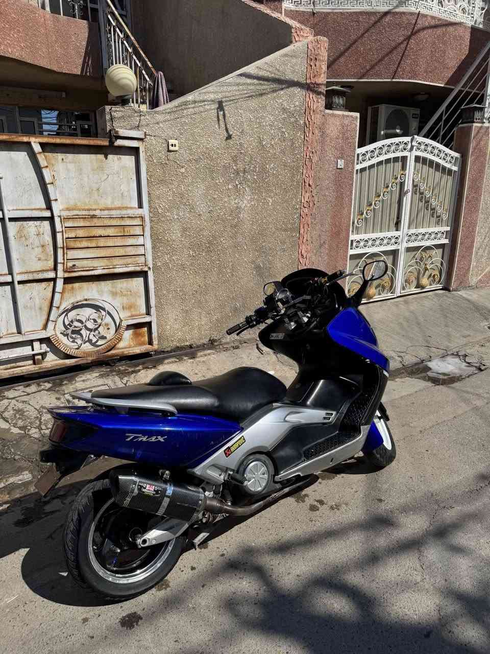 سلام عليكم تي ماكس 500cc موديل 2007 دراجه رمبه ماشيه 37 الف حقيقي
مكينه بالچيس لا صوت ولا نضوح ولا تبخير 
الدراجه بيها تزويد اصلي جايه من الرمبه هيج بيها صالنصه يروشيما وستيرن وقبضات وقبق عنبار وعداد رون وفجوج بريمبو وبيها جهاز مال موقع وبيها مضخم صوت دمام بالصندوك شغال وصوته عالي هجم

الدراجه مصروف عليها هواي امانه الله عليها ادامه كامله بلكات زوج اصليات وتنضيف منضومه بانزين وادامه للكلجات دراجه صافيه ماكو خربطه ولا كطعه وبالحقيقه بعد احلى دراجه نگره بكل وقت 

السعر 14 ورقه  
مكاني بغداد الصليخ او ال600
رقمي ***********  

ملاحضه * دراجه جاهزه من كل النواحي تاخذها ربع متصرف عليها تترحملي دنيا واخره
