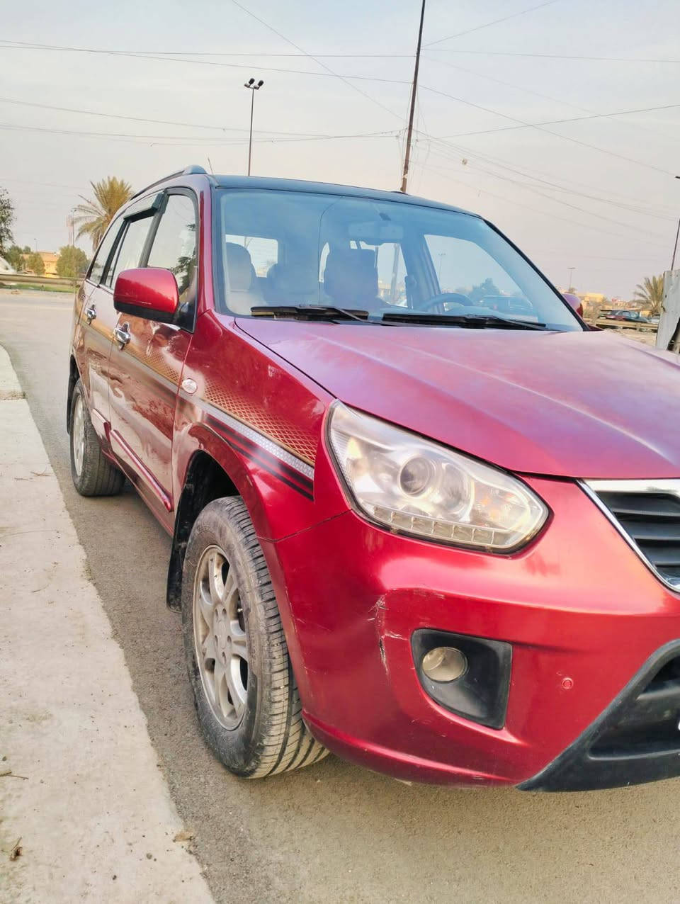 السلام عليكم شيري تيگو 2014 استلام شركة
لاظربة ولا تبديل ولا صبغ عدى الدعامية الامامية صبغ ع گد شبرين فقط ويوجد شكم شخط صغار موضحات بالصورر
گير ميكانيك جديد 
محرك خير من الله 
تبريد ثلج 
صدر جيد جدا 
المواصفات 
فتحة 
تحكم ستيرن 
كشنات جلد
تخم تاير جديد 
السعر 65
المكان شارع فلسطين 
للاتصال فقط ***********
