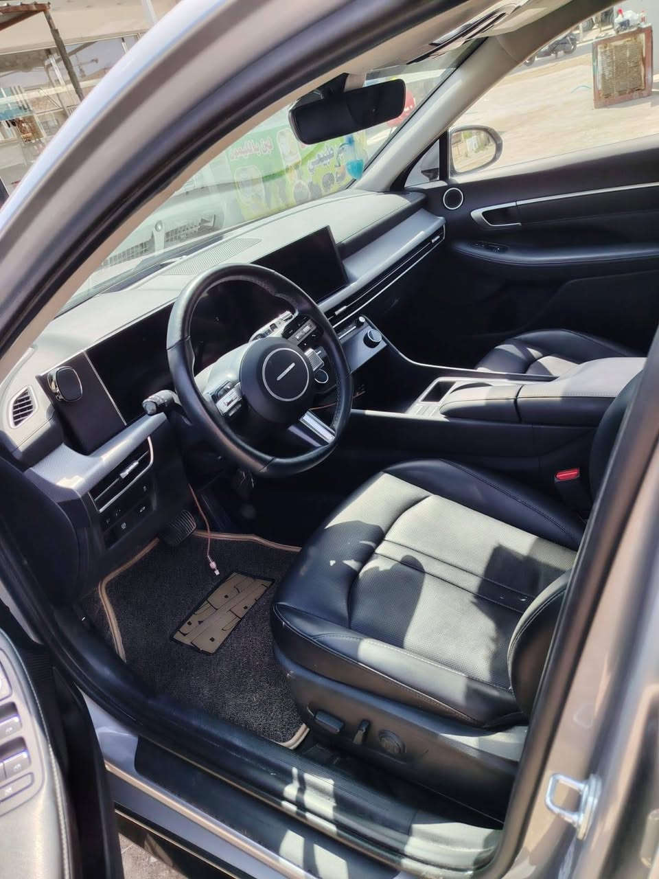 سوناتا 2025 بلادي غاز بيها قطعتين صبغ بدون ضرر مكان السيارة بغداد تقاطع درويش حي التراث
للاستفسار 
***********
