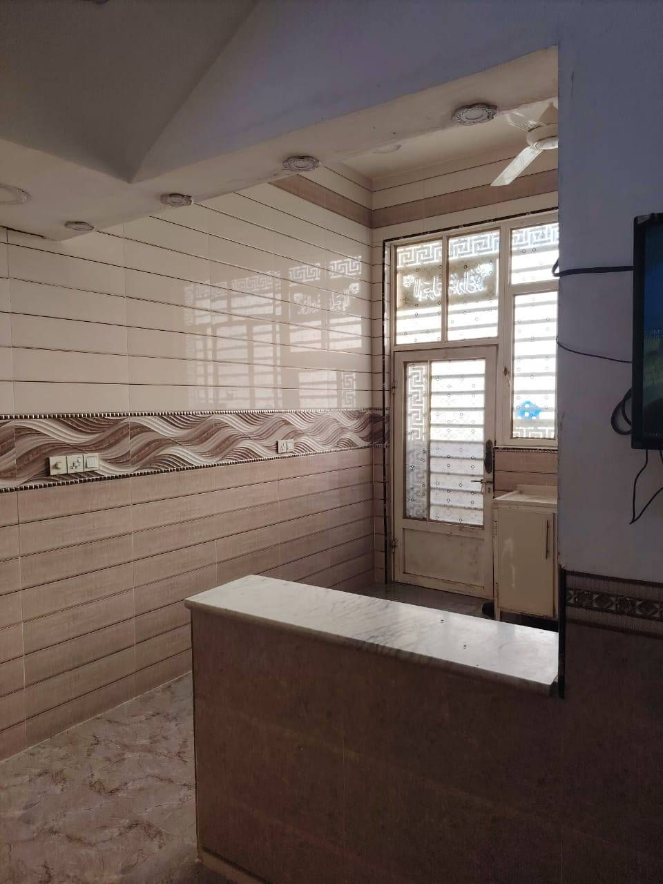 السلام عليكم دار للبيع مساحه ١٠٠متر مربع منطقة عبجيه قرب الاربع سايدات وقرب مدرسه الصينيه +روضه للإستفسار الاتصال ع الرقم ***********
