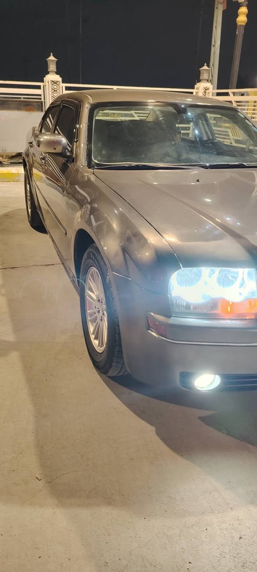 سلام عليكم سياره البيع موديل 2010 اصل رقم شمالي سنوية جديدة سياره جاهزة تخم تاير حداديه جديده تبريد مكينه. كير سونار مرفوق معى النشر سعر 110 وبيهة مجال الاستفسار *********** مكان ميسان
