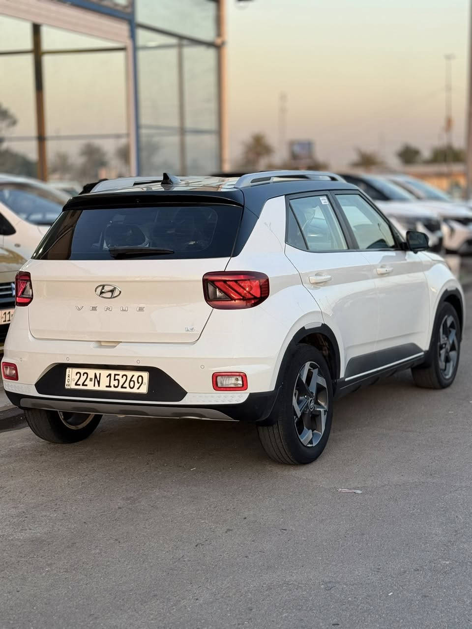للبيع
هونداي ڤينو موديل 2023 خليجية ❗️❗️ مو امريكي ❗️❗️تو كلر لونين بلادي (ابيض سقف اسود ) فول مواصفات 

محرك 1600 دوش 4 سلندر & 8 نوزلات

كير AT المرغوب 

دخول ذكي بصمة تشغيل وابواب وصندوق

كامرات محيطية 360 درجة 

رادارات 360 درجة 

شحن موبايل واير ليس 

لد نهاري 

لايت عدسة هايلوجين  متحرك مع حركة الستيرن

مري جانبية رادار نقطة عمياء و شفط واشارة  وكامرة 

كشنات جلد بلادي 

حساسات خلفية 

تحكم ستيرن جهتين 

تبريد شاشة لمس 

ويل كب كروم 17 

سستم صوت 

الانارة الداخلية LED 

حمالات سقف 

السيارة جديدة وفووول مواصفات عدا الفتحة وجديدة مكفولة من الصبغ فقط تعديل بارد بسيط جدا وللاستفسار *********** مكاني بغداد
