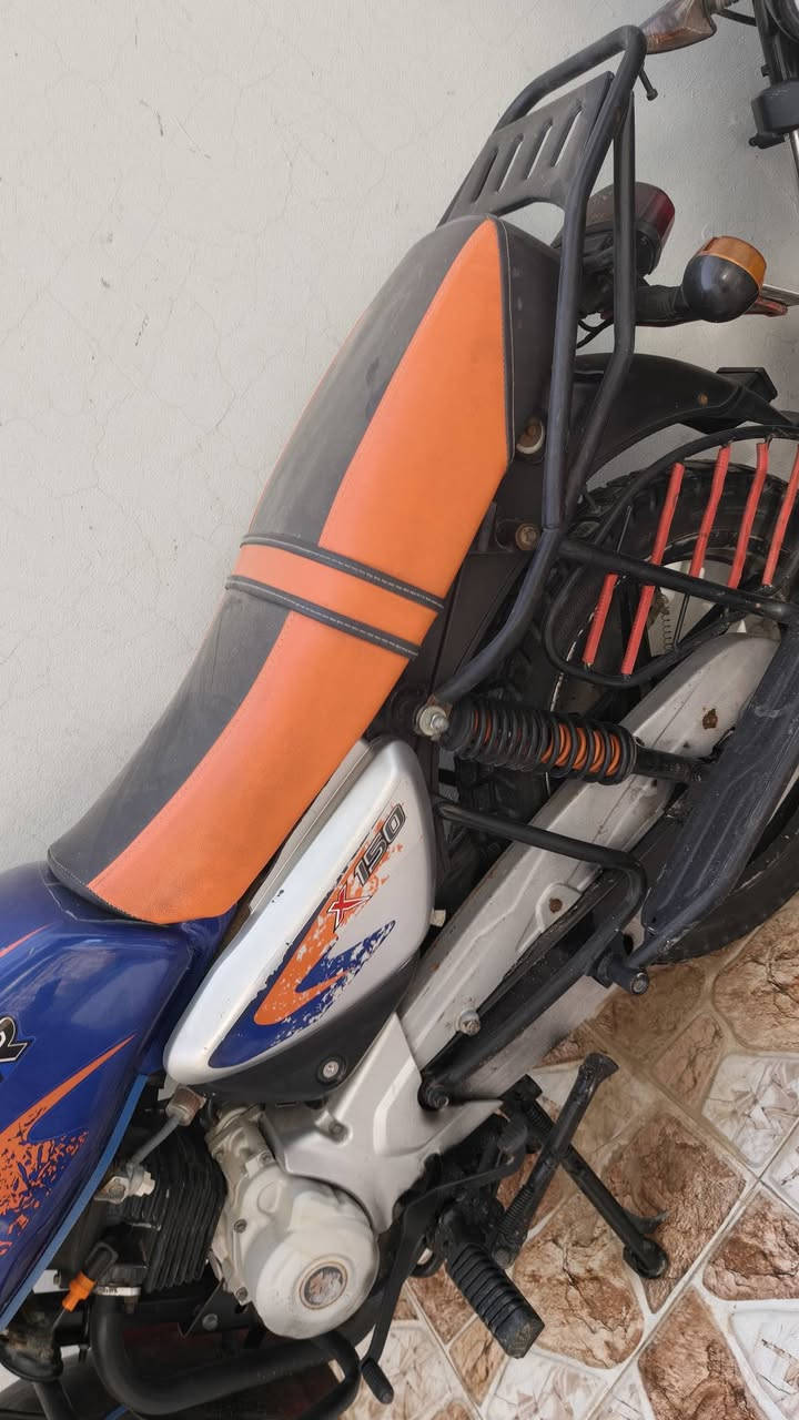 بوكسر جبلي موديل 20 مرقم انكليزي كامل سعرة مليون ونص نضيفة استعمال شخصي مكاني ديالى  ***********واتساب فقط
