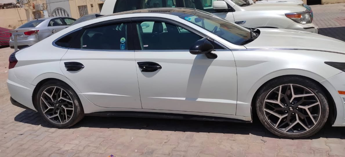 سلام عليكم سوناتاللبيع السعر140رقم بغدادالسيارةفول مواصفات الشراي يتصل ***********
