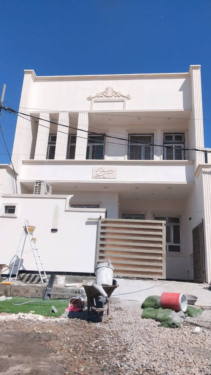 سلام عليكم لبخ تصفير وصبغ ناعم ديكورات نقش واجهات شغل درجه اول قطعي ومتر فقط كادر جبير  من الانبار اشتغل بغداد فقط الرقم الهاتف واتساب ***********)***********
