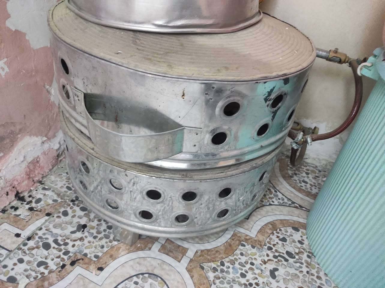 تنور غازي ب25 كامل مع المنظم والصونده


**إذا كنت صاحب هذا الإعلان وتريد حذفه لأي سبب، رجاءا أرسل رسالة إلى الدعم الفني**