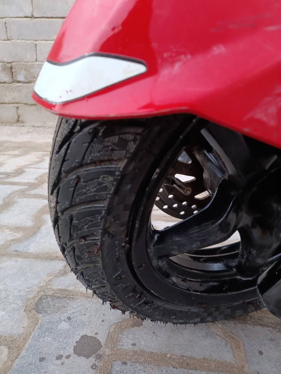 السلام عليكم
سكنس نوزل ما مفتوحه للبيع
مواصفات: كهربائيات شغاله كله سلف هندر. نوزل و فيت بم و زوج تايرات توني مبدل ما صارلي شهر . دراجه نظيفه الله شاهد ما مبدل بيه اي شي كلشي بلاد
واتساب:***********
مكاني قضاء المدينه-السعيد-شارع الفرات
السعر: 1175#
