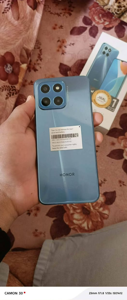 هونر x6
ذاكره١٢٨
رام٤
للمراوس


**إذا كنت صاحب هذا الإعلان وتريد حذفه لأي سبب، رجاءا أرسل رسالة إلى الدعم الفني**