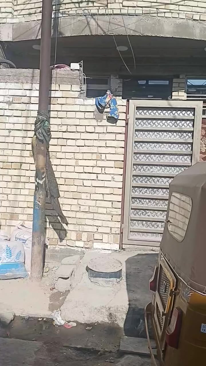 السلام عليكم بيت لبيع مساحه 100بكاع ابورشاد ***********
