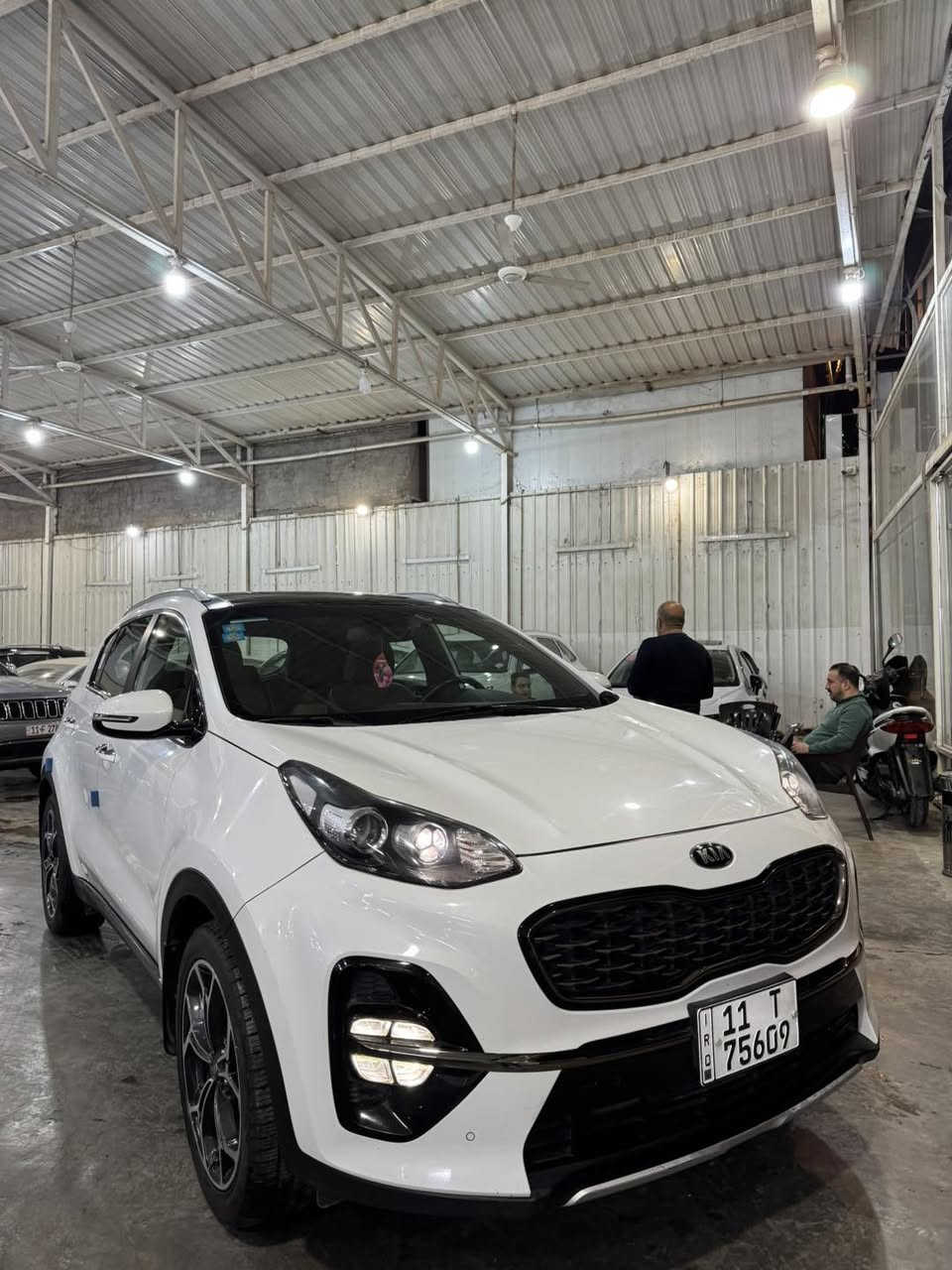 ابدأ رحلتك نحو القيادة المثالية مع معرض الدله للسيارات🚘، حيث الثقة والتفوق يلتقيان في كل تجربة قيادة. نحن نعلم أن السعر والجودة هما عوامل حاسمة في اختيار سيارتك المثالية، ولذلك نقدم لك أسعارًا تنافسية لا تُقاوِم.

الموقع📍: بغداد الكريعات شارع الوقف السني 
للاستفسار :***********
                    او 
***********

اللاستفسار عبر الواتساب ‬

النوع:كيا سبورتج
الموديل:2019
حجم المحرك:2.0دوش
عداد المسافه:74 الف كيلو متر 

المواصفات:
جي تي لاين
فول مواصفات1/1
بصمه تشغيل
بصمه ابواب
قطعتين تبريد
كشنين كهرباء
جنطه كهرباء
مقاعد جلد
تحكم ستيرن جهتين
مثبت سرعه
وباقي المواصفات المعروفه 
السعر:203 وبيه مجال
