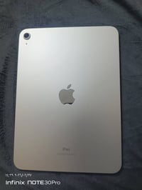 ايباد 10 ذاكره 64 جهاز نضيف كلش وياه كارتونه وشاحنه  ما مصلح ابد استعم...