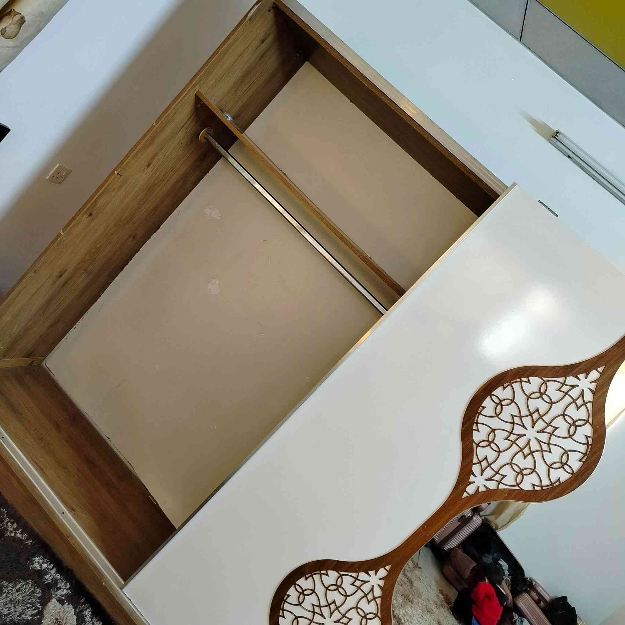 غرفة نوم تركي 5قطع
السعر 300
موصل حي الصديق


**إذا كنت صاحب هذا الإعلان وتريد حذفه لأي سبب، رجاءا أرسل رسالة إلى الدعم الفني**