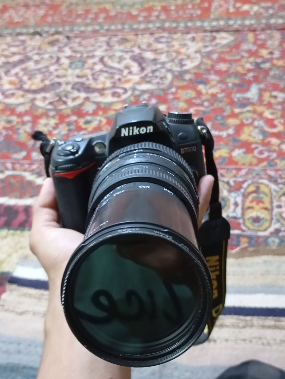 السلام عليكم كاميرا نيكون 7000 📸
عدسه 70/300 كاميرا حلوه صورتها نظيفه 

الرام 16 وياها شاحنه والساحره مال الصور 

السعر خاص 

المكان كربلاء شارع بغداد يم مدينه سيد الاوصياء 

‏‪***********‬‏

