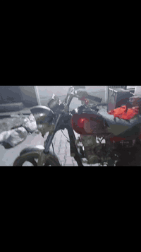 سلام عليكم ستوته للبيع موديل 19محرك22 أوراق صوليه ستوت خير من الله المكان حي أور سبع قصور سعر 1200 رقم انتصال ‏‪***********‬‏
