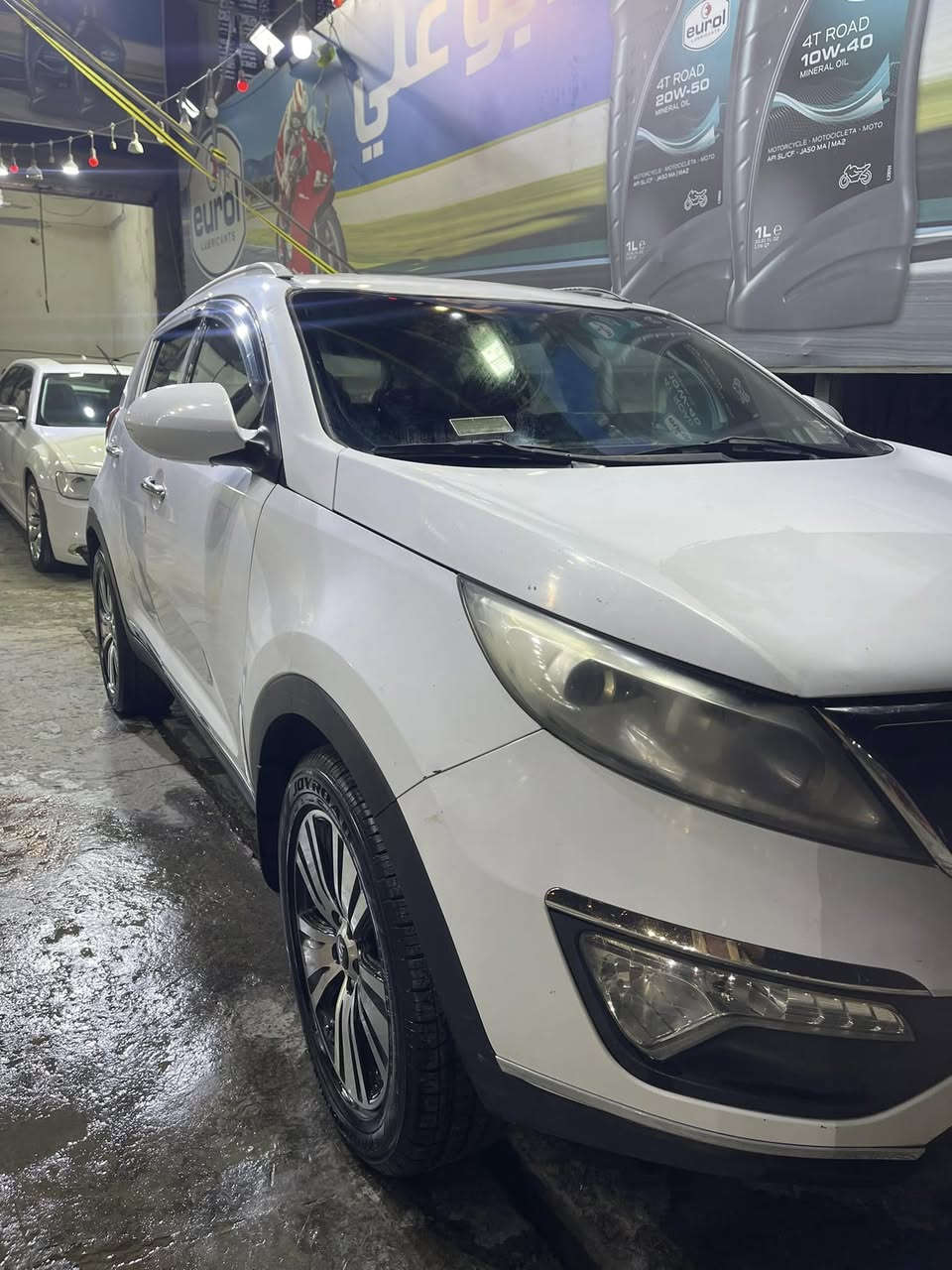 السلام عليكم 

  سبورتج خليجي 2015 
برغي نقص مابيهه مصبوغه عام لا كص ولا شاصي ولا لغد نهائين فقط صبغ مكينه كير ماملعوب بيهن سياره جاهزه 
 
السعر 136  بسمي  تحويل ثاني يوم وبيهه مجال مكان البلديات 

***********
***********
