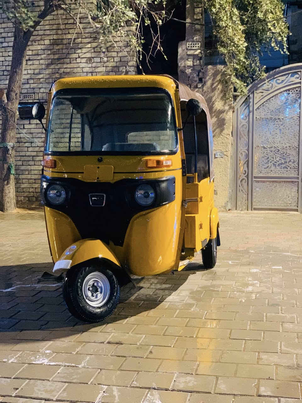 سلام عليكم تكتك البيع مديل 2022تكتك جديد خير من يم الله تكتك كفاله كشر ومكينه تكتك صبننه ما محطوط عل مكينه زنجيل ما مبد سعر تسعه وستميه وبي مجال مكاني مدينه رقم *********** ماكو وتساب مخبره
