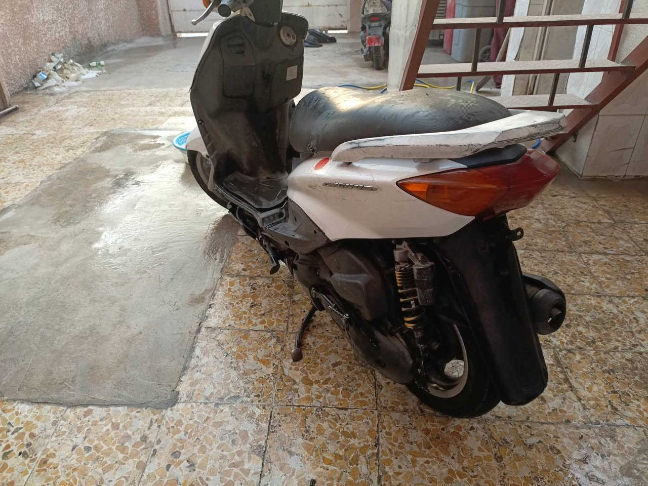 سكنس نثيه 110 وارد ياباني للبيع الدراجه صاله 10اشهر نازله رمبه كفاله عامه  من مكينه ومن كفرات ومن شاصي ومن كهربائيات
مكاني بغداد الشعب 
للستفسار الاتصال ***********
