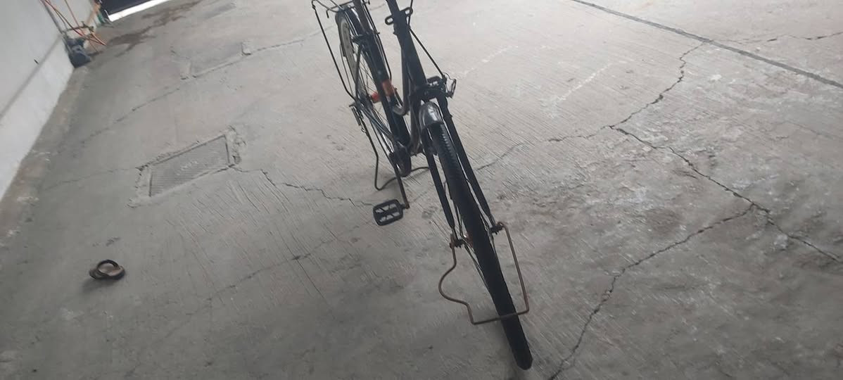 السلام عليكم بيسكل للبيع السعر 60 او بي مجال  المكان  موصل  وادي حجر


**إذا كنت صاحب هذا الإعلان وتريد حذفه لأي سبب، رجاءا أرسل رسالة إلى الدعم الفني**