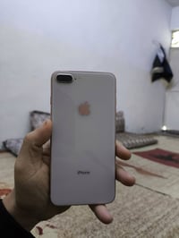 آيفون ٨ بلس • ٦٤ قيقا • بطارية ٨١٪