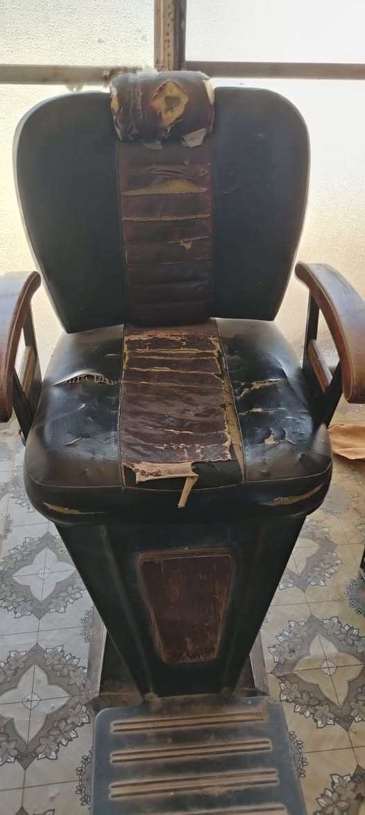 السلا عليكم كرسي للبيع السعر 55 وبي مجال مكان كربلاء قضاء الاحسينيه القنطره البيضاء


**إذا كنت صاحب هذا الإعلان وتريد حذفه لأي سبب، رجاءا أرسل رسالة إلى الدعم الفني**