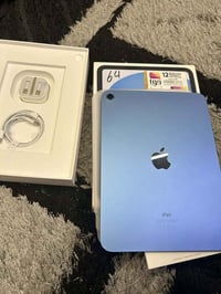 آيباد ١٠ • بطارية ١٠٠ • مستعجل