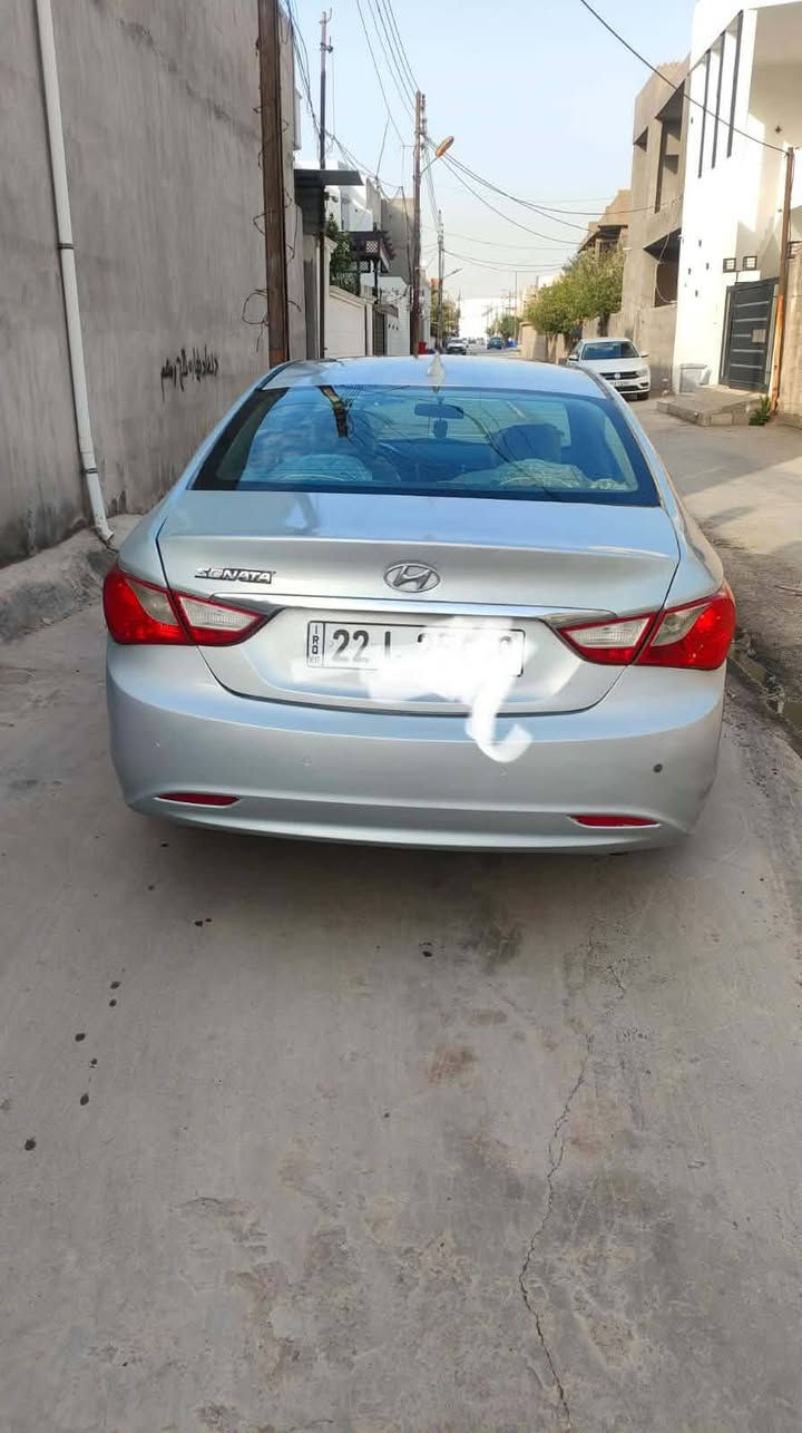 السلام عليكم
السياره ادوات گص

سوناتا مضلع 2012 گص للبيع ويرهم مراوس بمگصوص

فقط گير محرك شرط محرك 2400 دوش المرغوب 

صدر جديد تايرات طخ جديد متوم دولي ارقام وسنويه  

طبق الأصل حداديه 100% شرط لا رصعه ولا تقحيل 

السياره مال جناي السعر 48 وبيها مجال اتصل وتدلل 

*********** وحياكم الله
