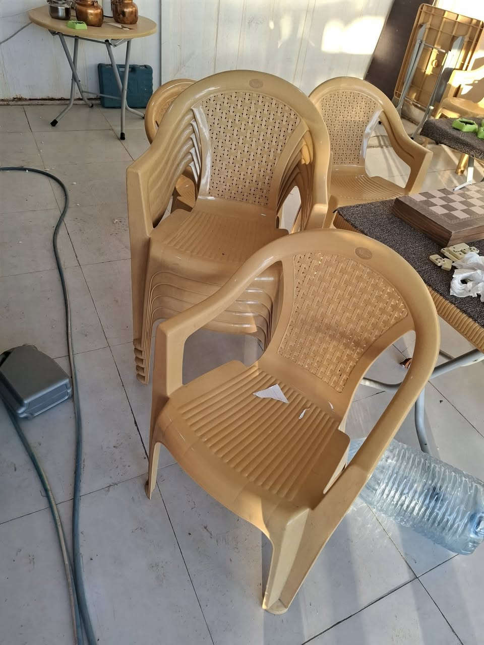 غراض للبيع كل واحد وسعرها موجود جوه الصورة


**إذا كنت صاحب هذا الإعلان وتريد حذفه لأي سبب، رجاءا أرسل رسالة إلى الدعم الفني**