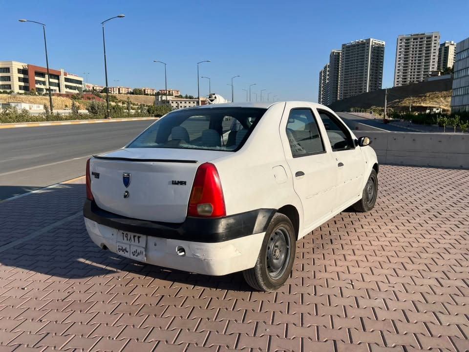 2008
گێڕ و مەکینەی مەزبوتە
٢ جام کارەبا 
سۆنەرەکەی داندراوە
سەنەوی بەسەر چووە 
بەشەرتی تەحویل 
هەموو گیانی ئیش ئەکات مەزبووت
 سعری ٣٥ وەرەقە و مەجال

***********
