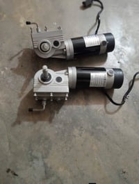 قطع غيار • كرسي كهربائي • توصيل المحافظات