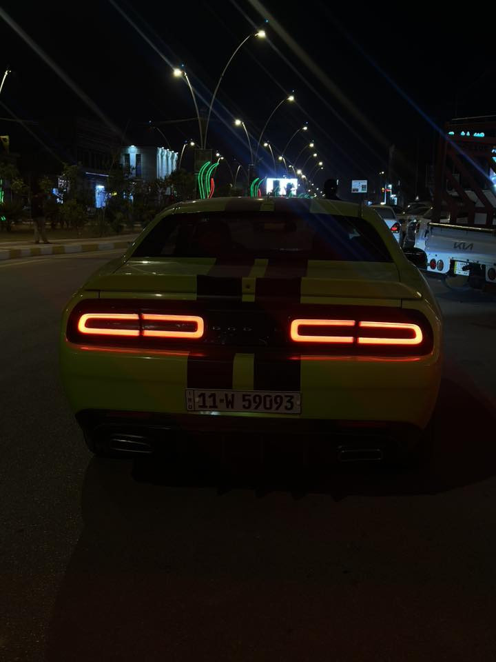 🟢 Dodge Challenger 2020 SXT 🟢
حجم المحرك V6 سلندر (3.6L)

لون تفاحي.      بلص

عداد المسافه 76الف mile

🔴)

🔴( السيارة رقم بغداد) 

🔴المواصفات :

بصمة تشغيل

بصمة أبواب

تشغيل عن بعد (Remote Start)

صندوق كهربائي

رادار جانبي (نقاط عمياء)

كشنات تحكم كهربائي

تحكمات + شفتات استيرن

حساسات خلفية+كاميرا

مانع انزلاق+ABS

Apple Car Play

Android Auto 

وضعيات القيادة Drive Modes

وبقية المواصفات مواصفات المعروفة

ضرر جاملغين وعليه كت كامل هلكات

كير و محرك شغل وطلع 

🔴(العنوان/ ناصريه)

🔴للاتصال/***********

سعره200 بيها مجال

سياره جديده ماتصرف عليه الف
