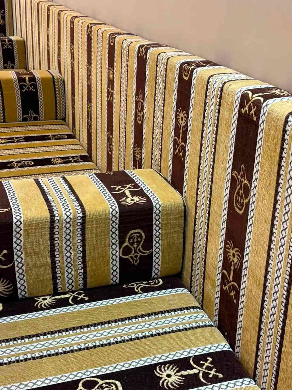 ديوان عربي جديد
قليل الاستعمال 
السعر 350


**إذا كنت صاحب هذا الإعلان وتريد حذفه لأي سبب، رجاءا أرسل رسالة إلى الدعم الفني**
